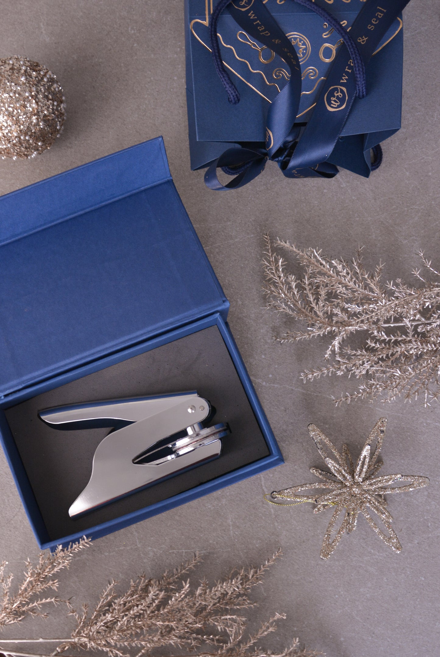 Custom Arabic Calligraphy paper embosser